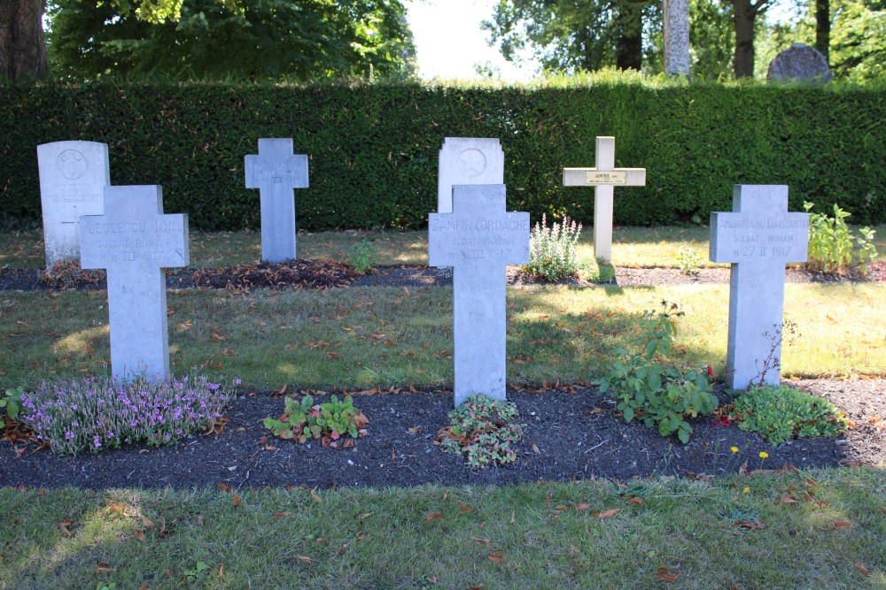 Oorlogsgraven van het Gemenebest Mons #4