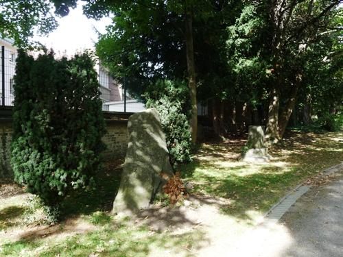 Monument Alter Evangelische Friedhof #2
