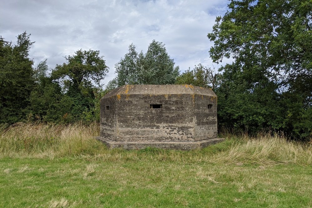 Pillbox FW3/24 Moreton #1