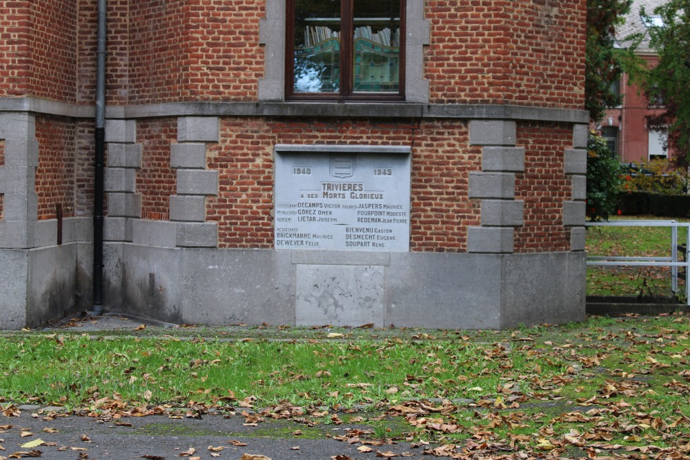 Monument Tweede Wereldoorlog Trivires	