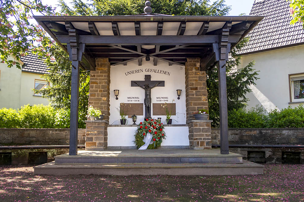 War Memorial Löhndorf #2