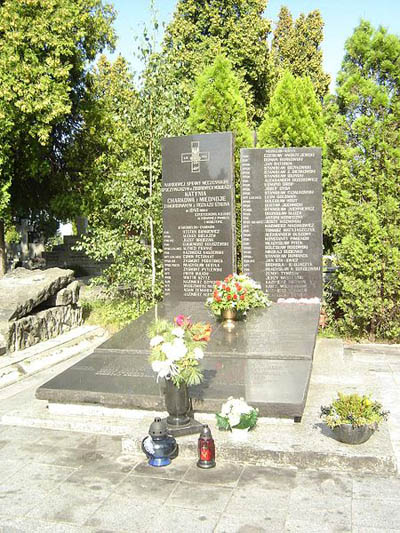 Symbolic Grave Victims Katyn #1