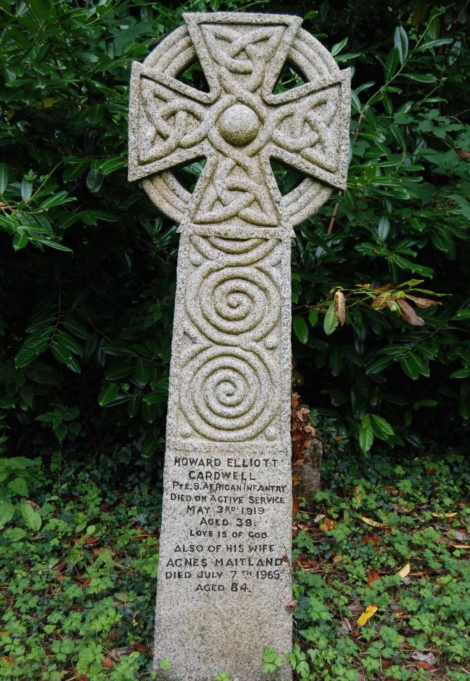 Commonwealth War Grave St. Mary Churchyard