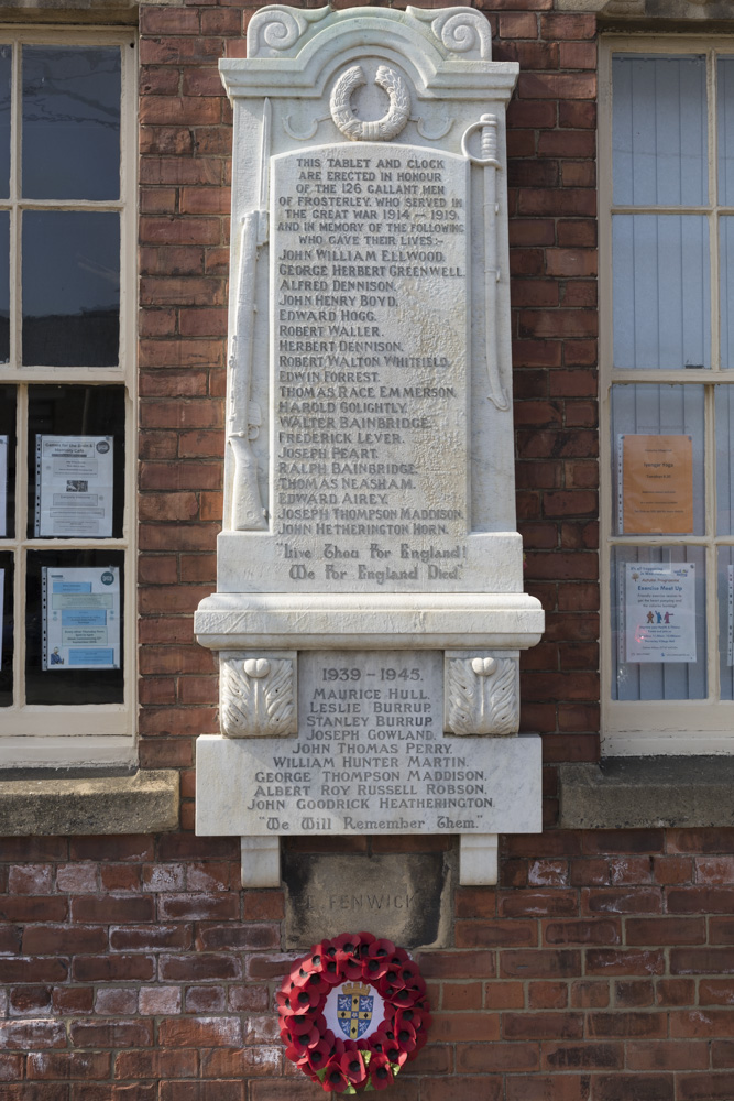 Oorlogsmonument Frosterley #2