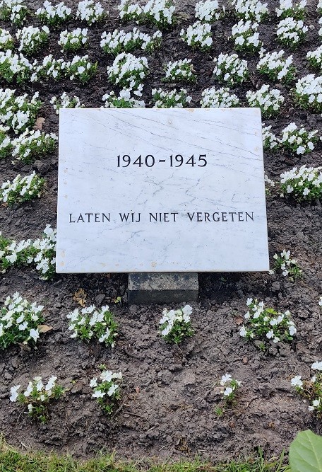 Oorlogsmonument Gemeentelijke Begraafplaats Leiderdorp #3