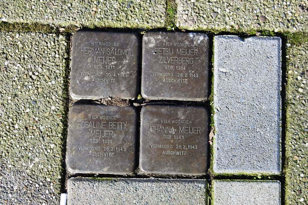 Stolpersteine Da Costastraat / Tollenstraat