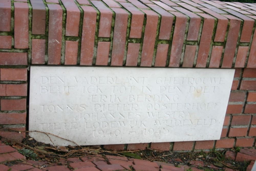 War Memorial Oldehove #3
