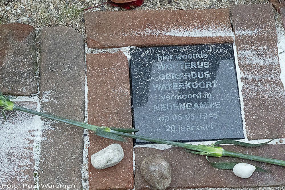 Memorial Stone Leliestraat 68 #1