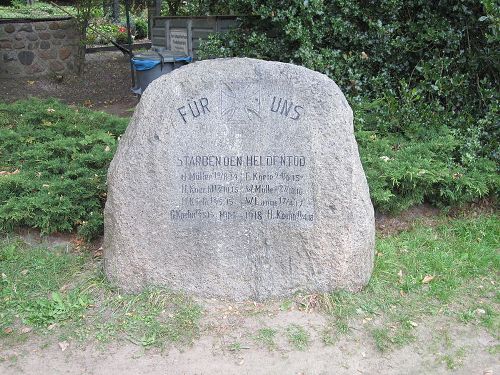 Monument Eerste Wereldoorlog Ahrenshoop #1