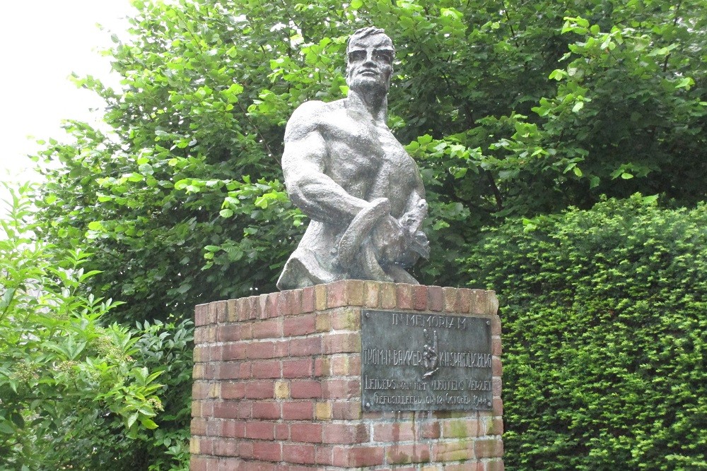 Oorlogsmonument Vleuten #4