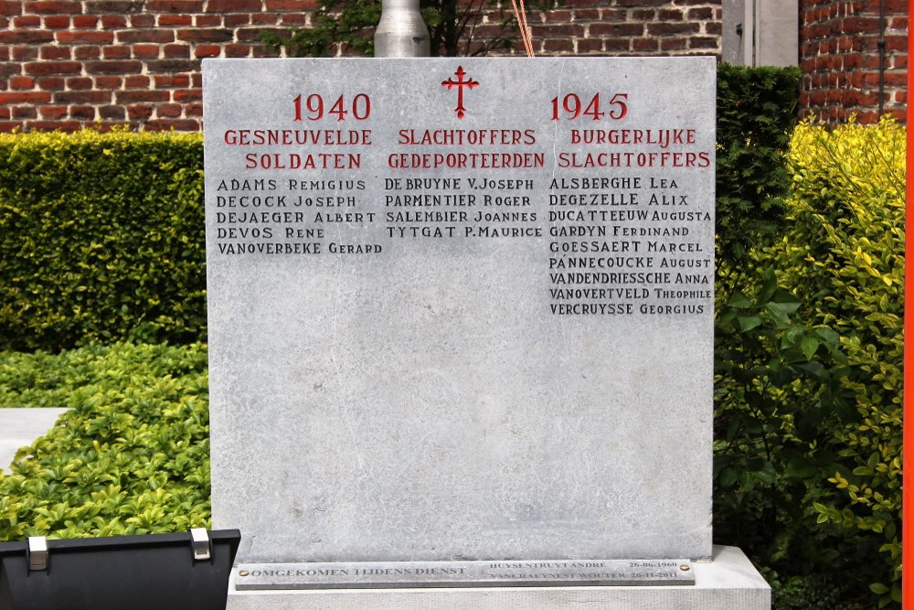 War Memorial Deerlijk #4