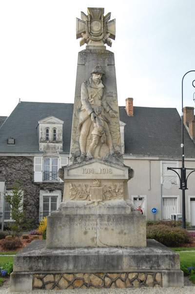 Oorlogsmonument Le Lude #1