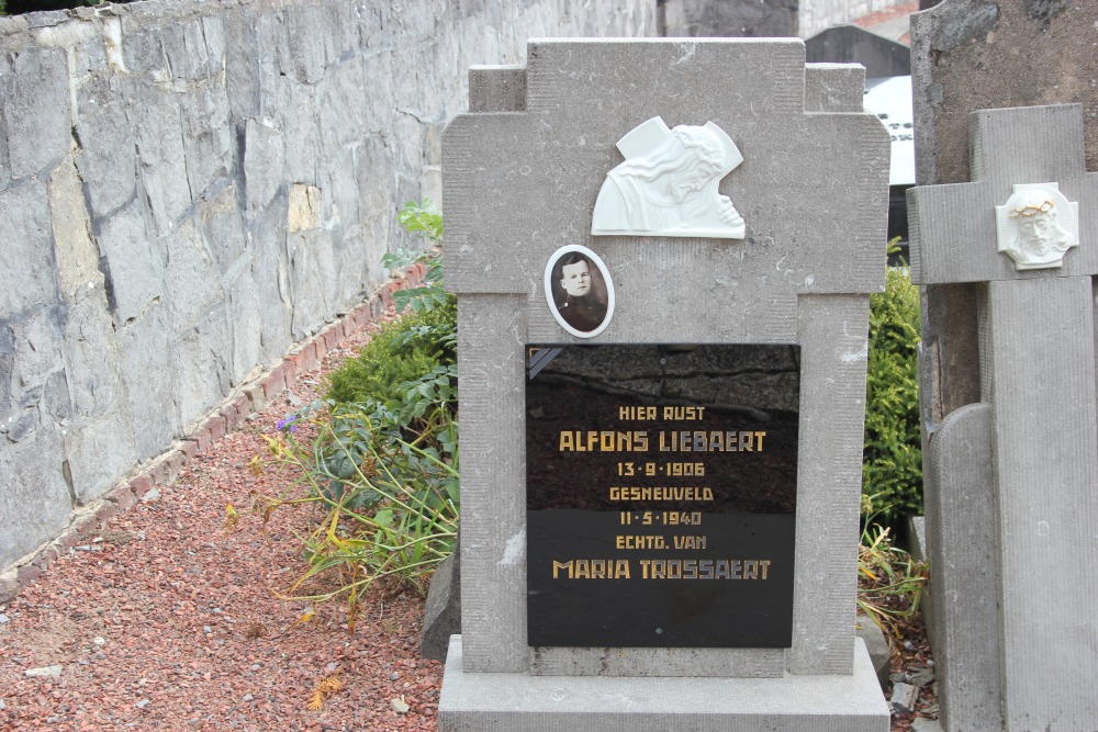 Belgian War Grave Scheldewindeke #2