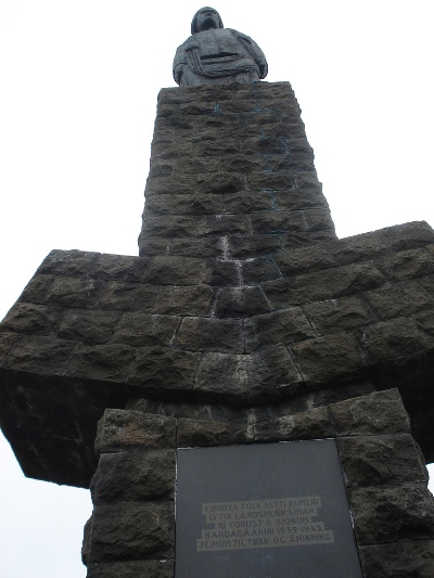 Monument Omgekomen Vissers Färöer-Eilanden #1
