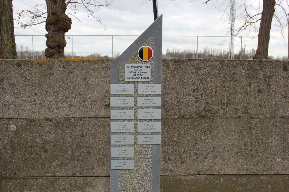 Oorlogsmonument Begraafplaats Hamme Zogge #2