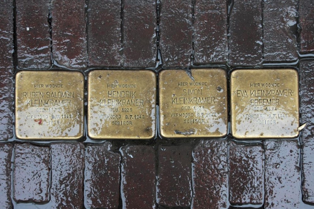 Stolpersteine Voorstraat 343 #2