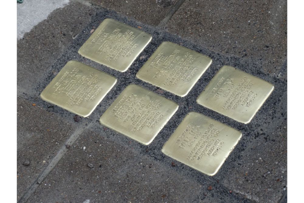 Stolpersteine Kleine Beerstraat 15