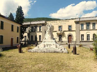 Oorlogsmonument Fivizzano #1