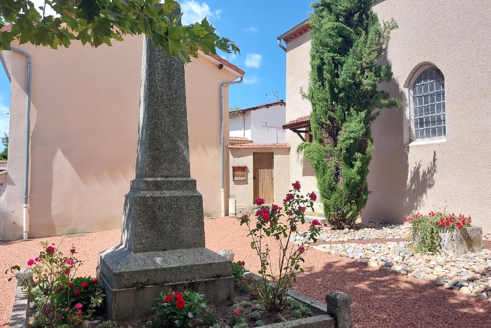 Oorlogsmonument Mizérieux #2