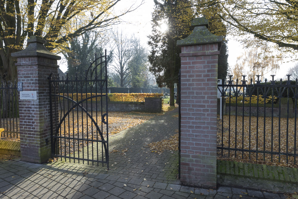 Dutch War Graves RC Cemetery Elst #5