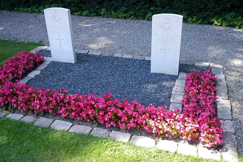 Oorlogsgraven van het Gemenebest Begraafplaats Ringe #1