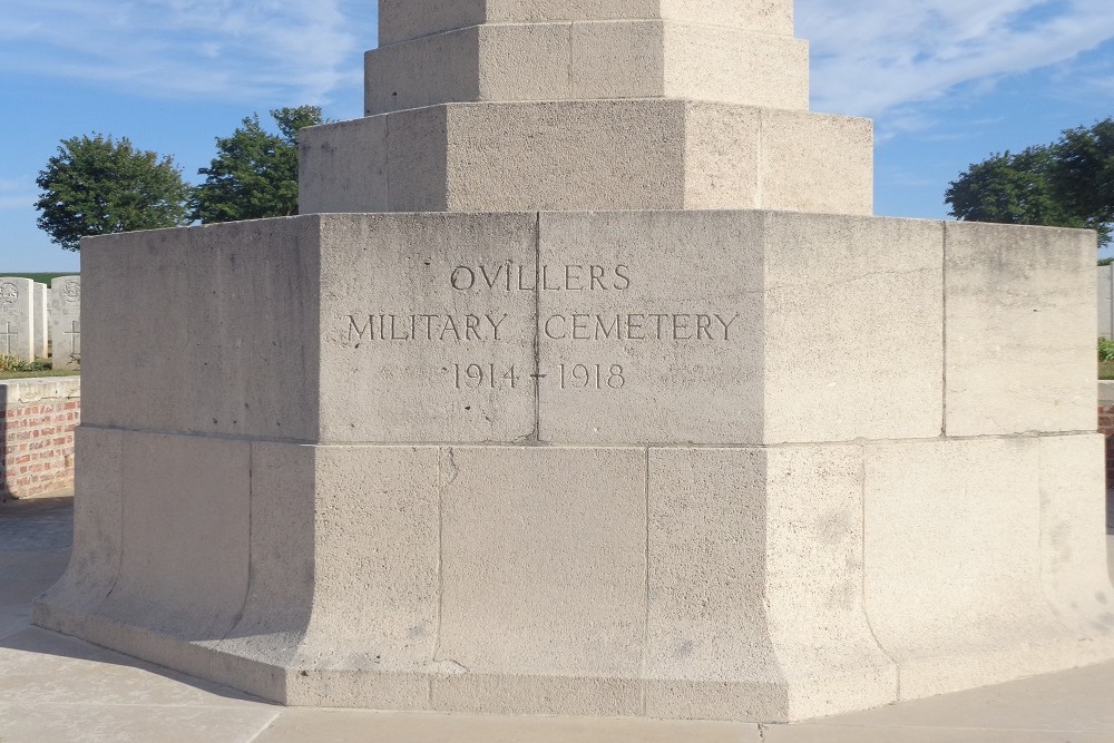 Commonwealth War Cemetery Ovillers #2