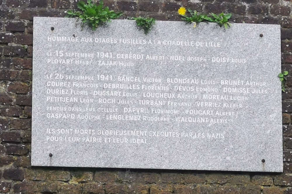 Gedenkteken Vermoorde Mensen Citadel Lille