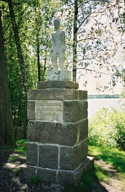 Monument Deserteurs Wehrmacht