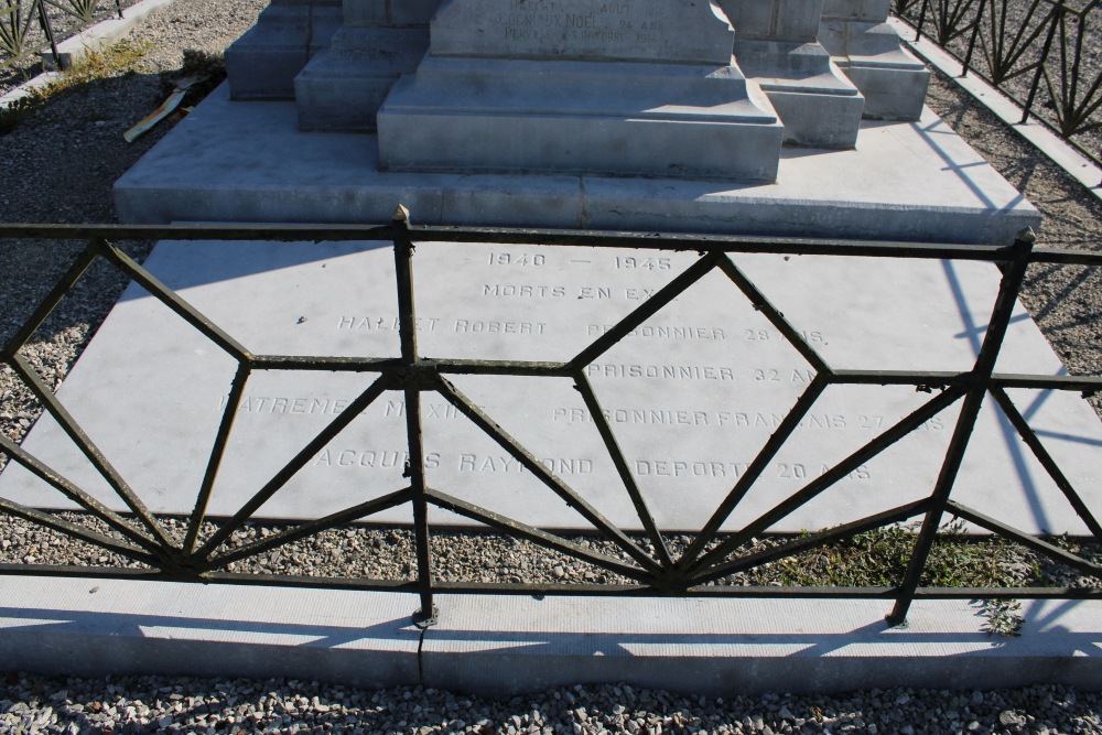 War Memorial Morialmé #2