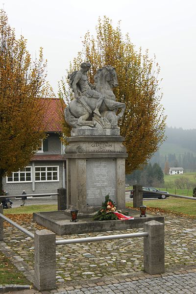 Oorlogsmonument Thal #1