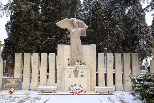 Partisan Memorial Konskie