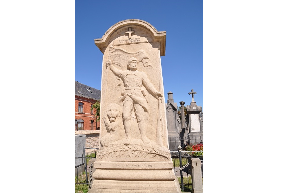 Oorlogsmonument Reningelst #2