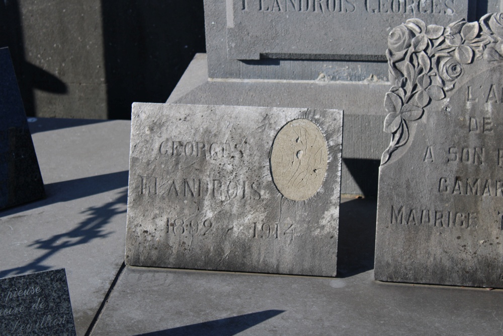 War Memorial Cemetery Quaregnon Egalit #3