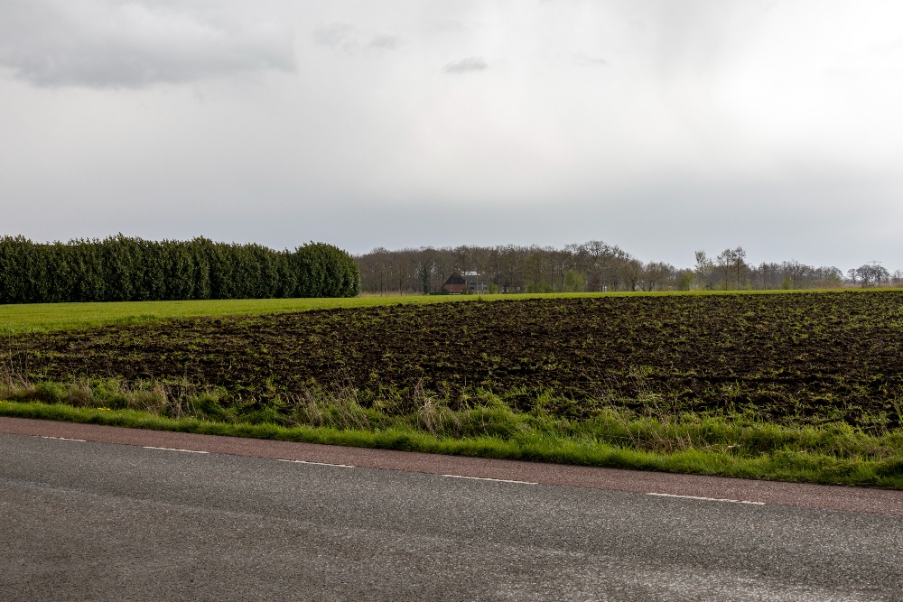 Crashlocatie 15 Opdat Niet Wordt Vergeten Hellendoorn #1