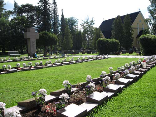 Finnish War Graves Pusula #1