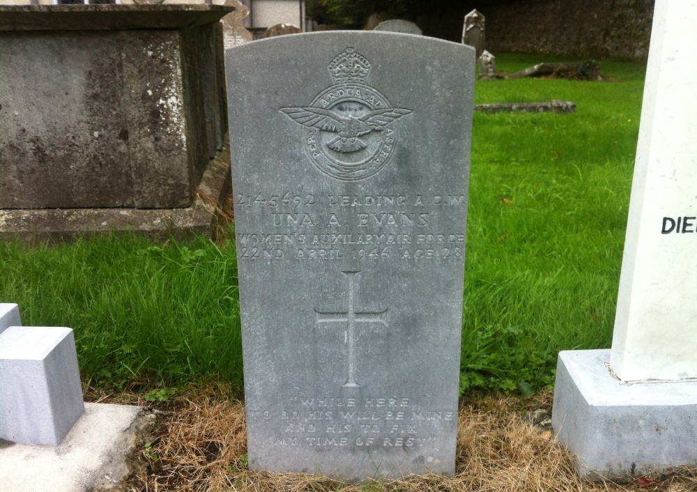 Oorlogsgraf van het Gemenebest St. Mary Church of Ireland Churchyard