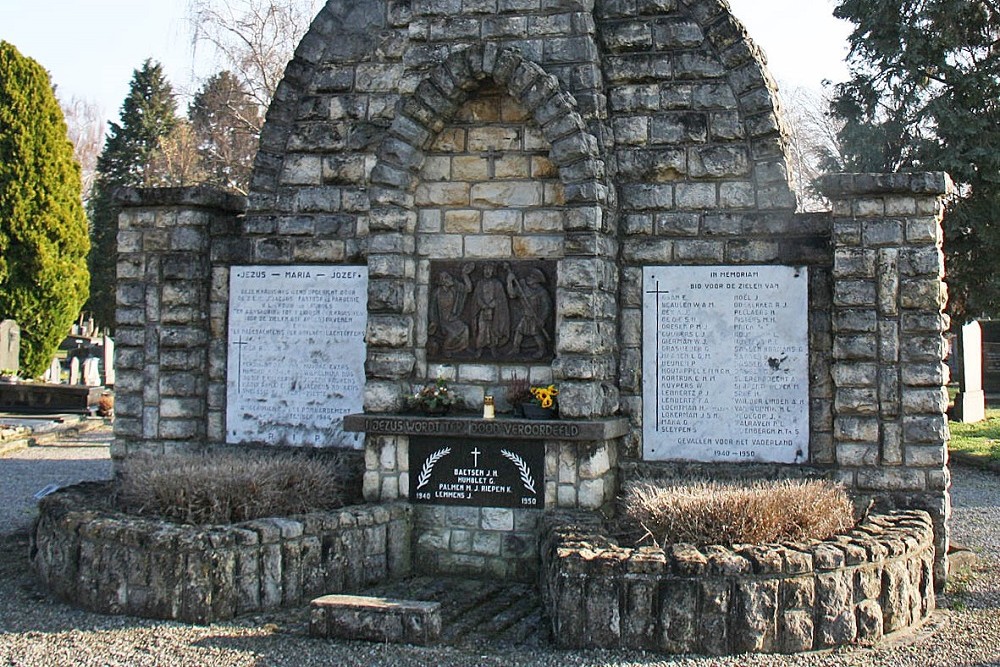 Dutch War Graves Oostermaas Municipal Cemetery #3