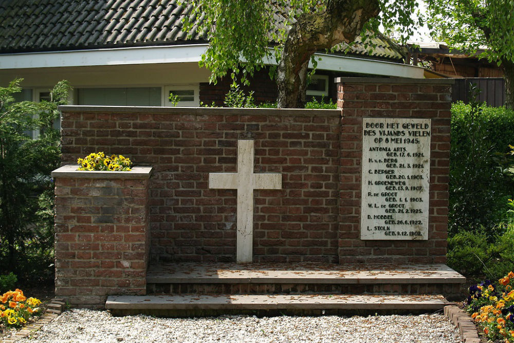 Monument Executies 8 mei 1945 Ridderkerk #1