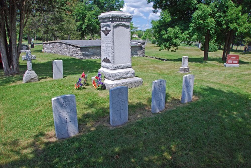 Oorlogsgraven van het Gemenebest Deseronto Cemetery #1