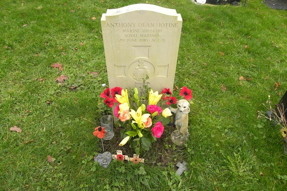 British War Grave Pine Lawns Cemetery #1