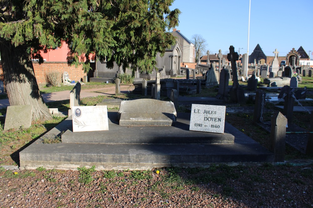 Memorial Stone Cemetery Wasmuel #1