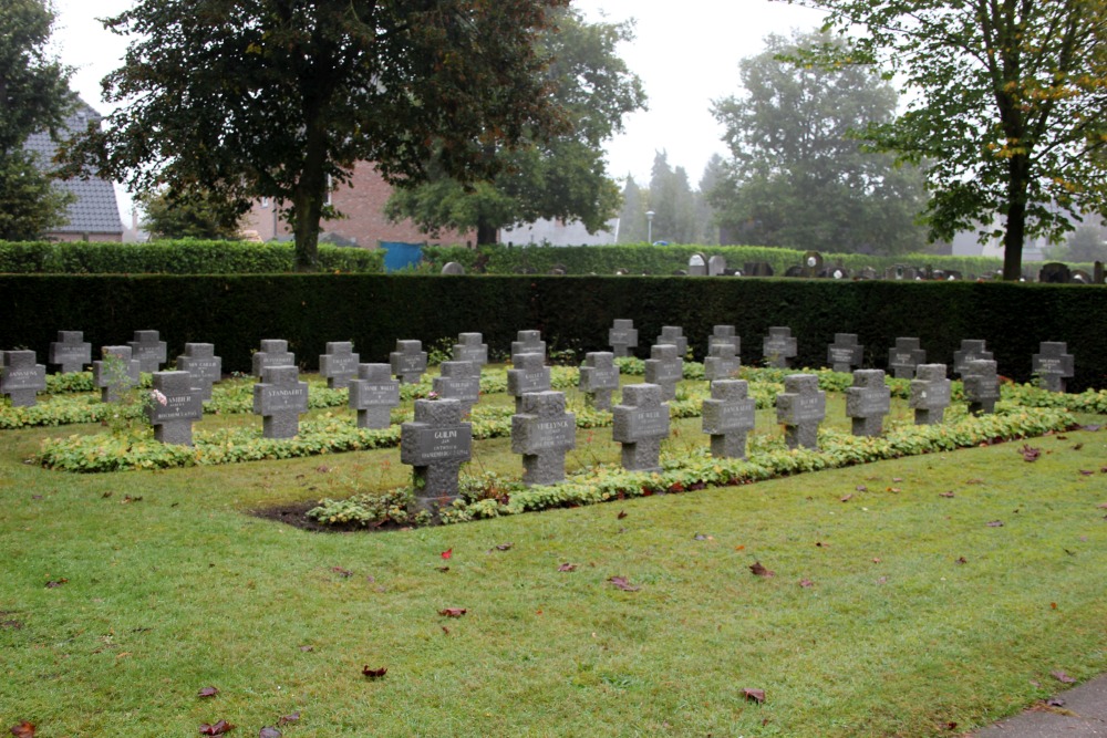 Central Cemetery Assebroek Brugge #4