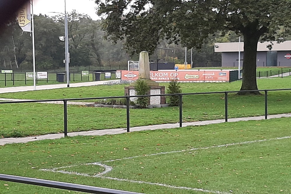 Monument HSV Wasmeer Hilversum #2