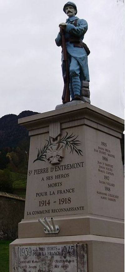 Oorlogsmonument Saint-Pierre-d'Entremont #1