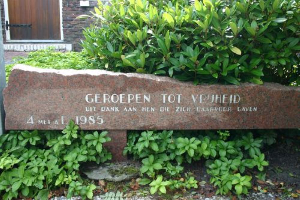 Remembrance stone N.H. Chapel Tjuchem #4