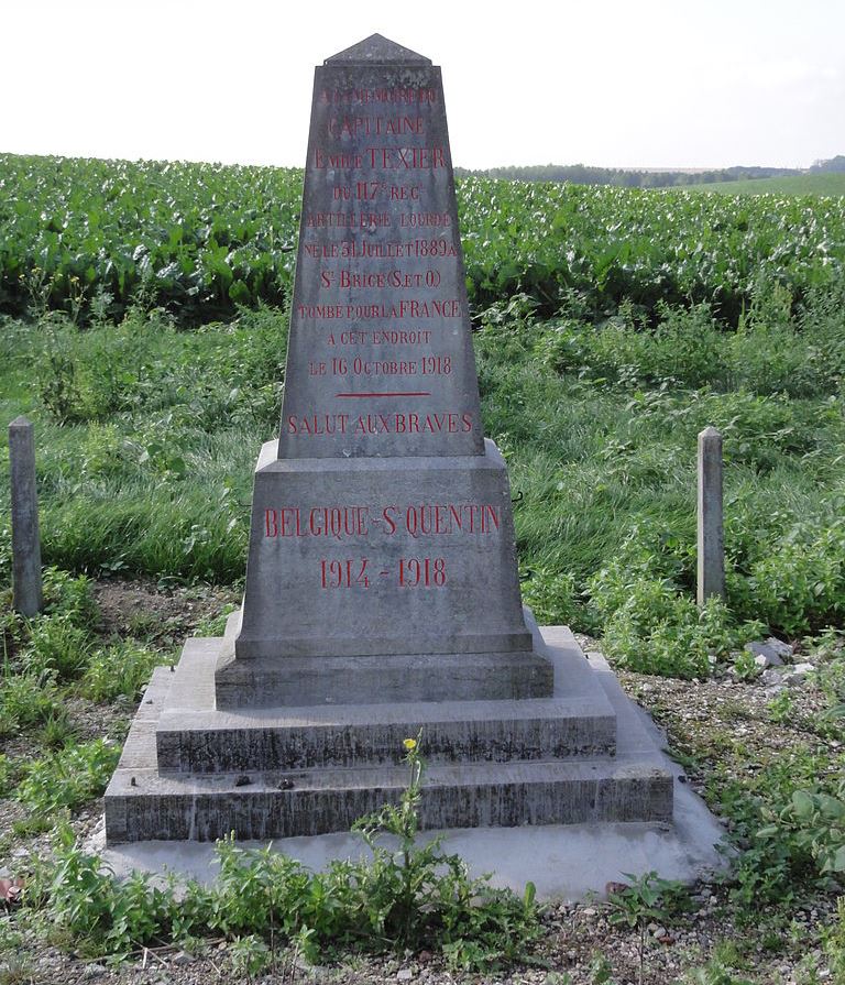 Monument Francis Auguste mile Textier