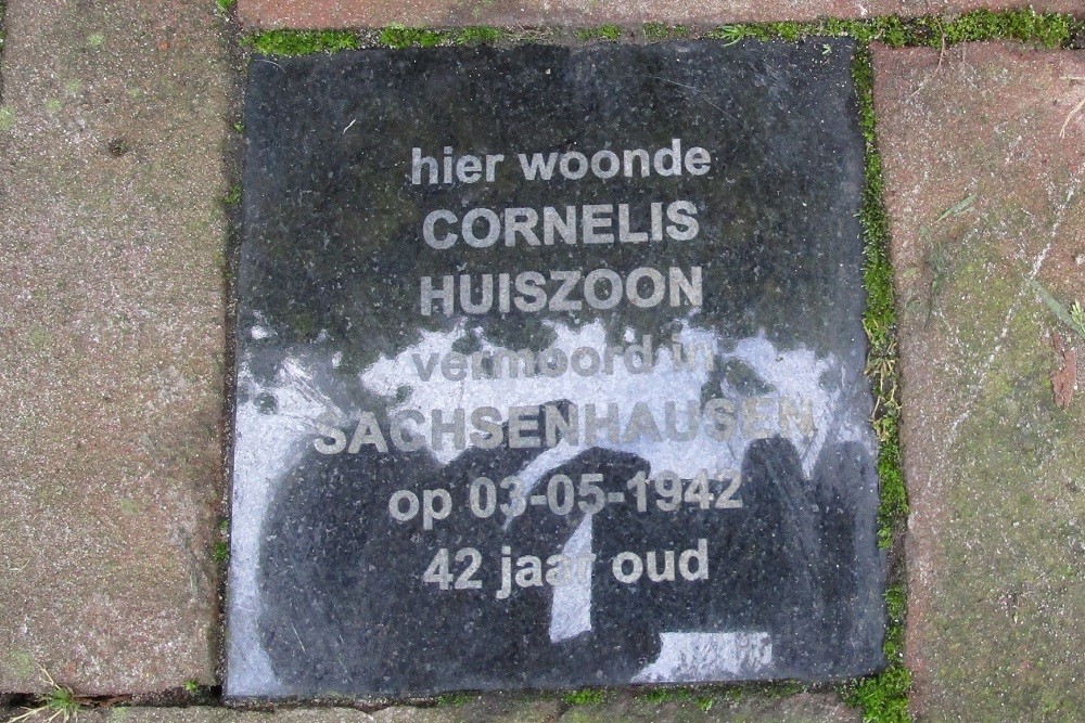 Herdenkingssteen Van Campenstraat 19