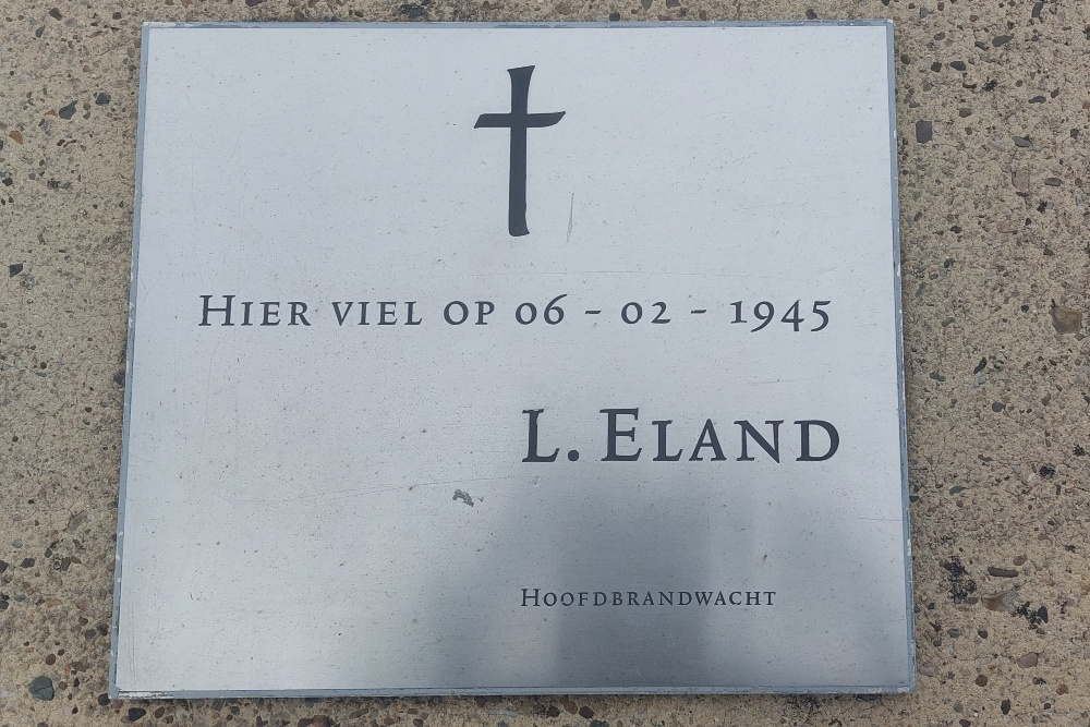 Memorial Leendert Eland #1