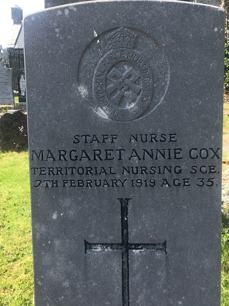 Commonwealth War Grave St. Beo-Aedh's Old Graveyard