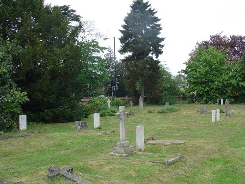 Commonwealth War Graves All Saints Churchyard